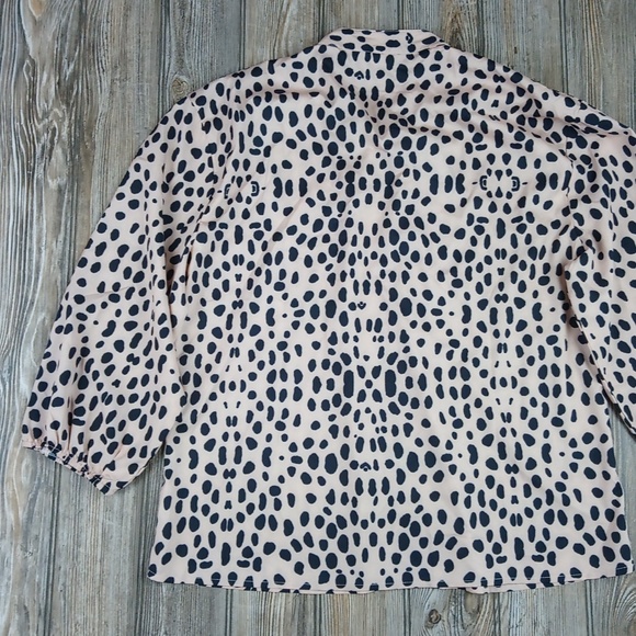 Silky Pattern Print Button Down Front Blouse Top - Picture 9 of 11